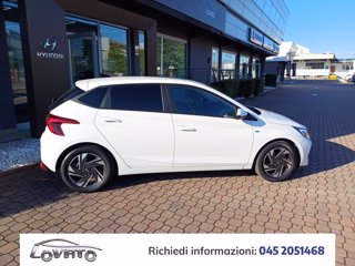 HYUNDAI i20 1.0 T-GDI 48V iMT ConnectLine + EX + UP 8