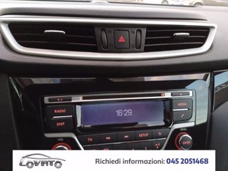 NISSAN Qashqai 1.2 DIG-T Acenta 23